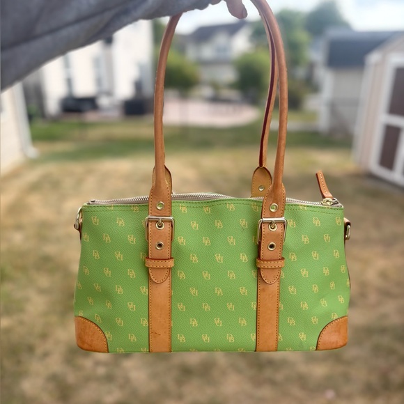 Dooney & Bourke Handbags - Dooney & Bourke Shoulder Tote Bag - VINTAGE